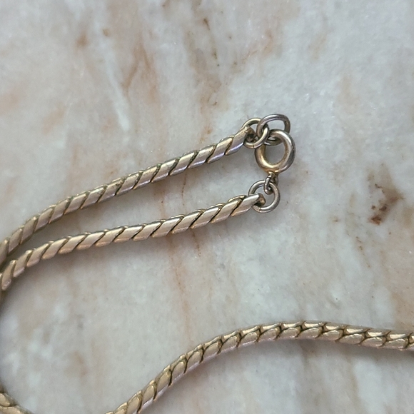 Vintage 1940s Floral Necklace & Earring Set - Picture 5 of 9